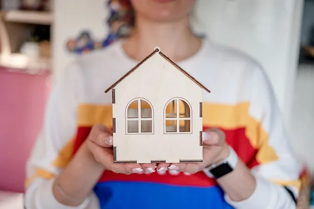 home ownership representing home insurance options in Portugal